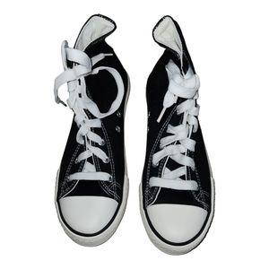 𝅺NWBOX E-Lov Black High Tops